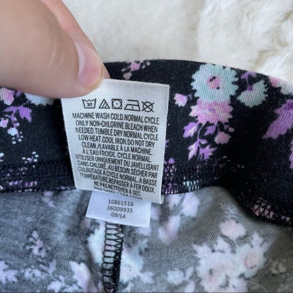 Victoria’s Secret PINK | Black Floral Print Leggings | Size Medium - Picture 8 of 12